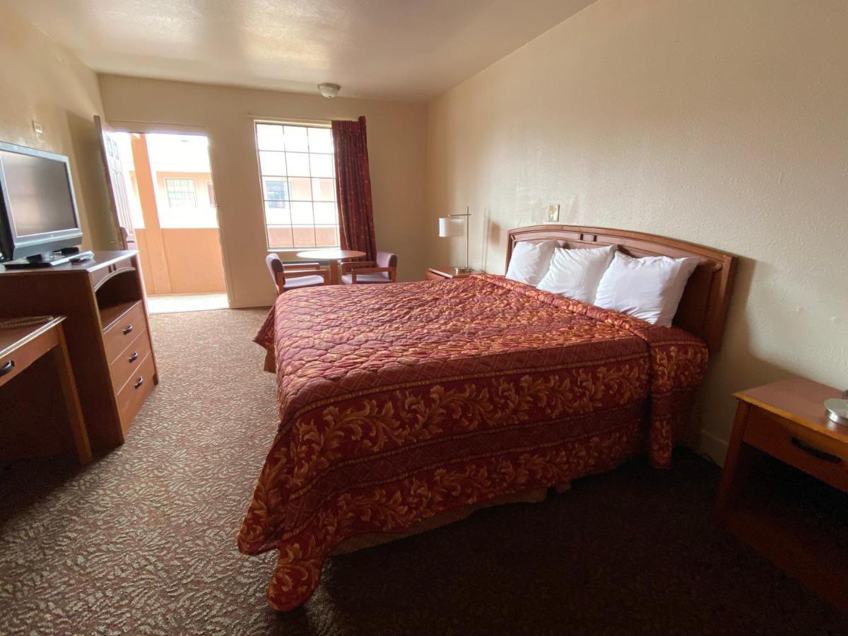 Travel Inn Lackland Sea World San Antonio Eksteriør billede